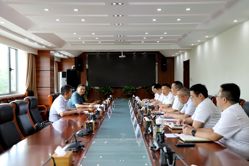 建工控股黨委委員、總會計師王淑德赴公司調(diào)研 - 副本